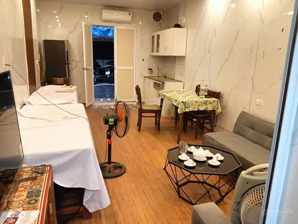 Căn hộ cho thuê tầng 1 H1 Nguyễn Công Trứ, Hai Bà Trưng 60m² - Nội thất đầy đủ, nhận ngay!