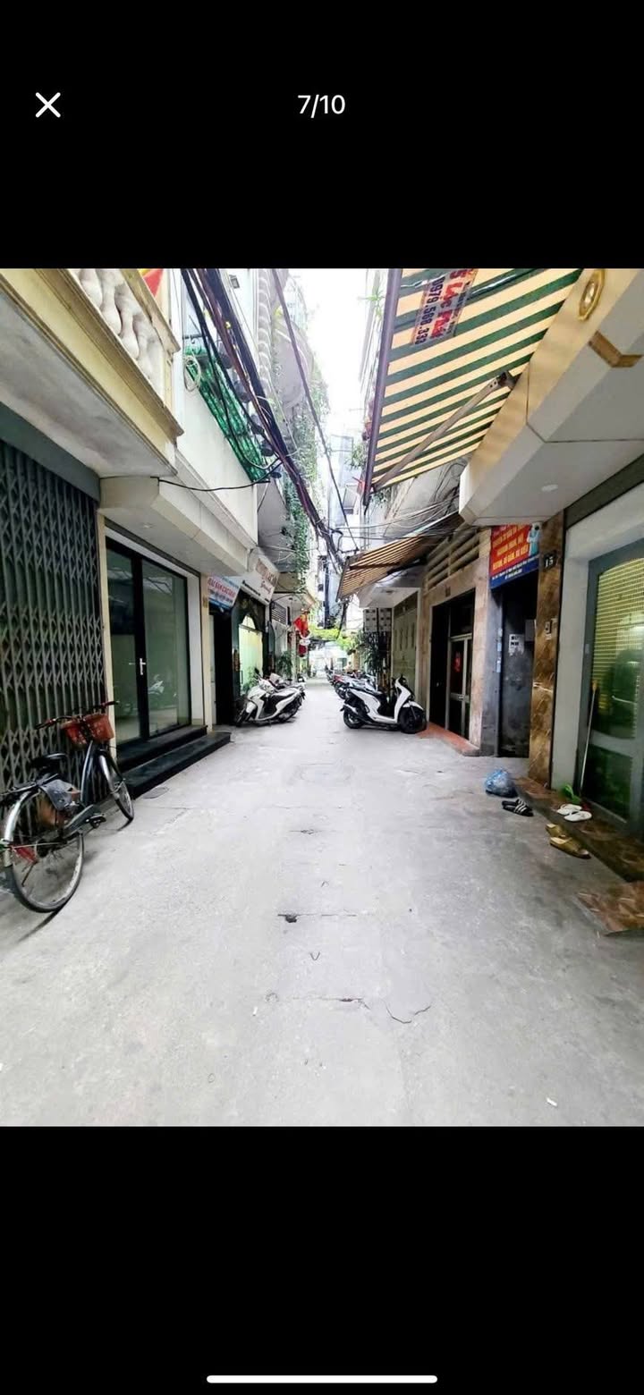 Cho thuê nhà 3 tầng Ngõ 403 Bạch Mai 30m² giá 11 triệu - Không thể bỏ lỡ!