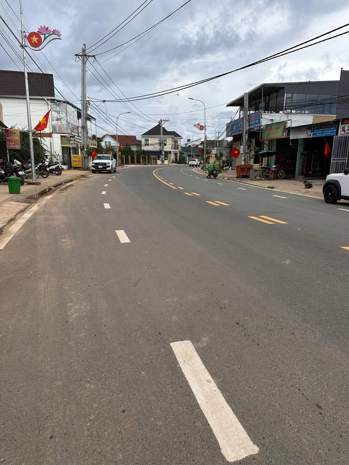 Đất mặt tiền đường Duy Tân, phường Lang Biang, Lạc Dương, 396m² - Giá 9.6 tỷ, thương lượng nhẹ!