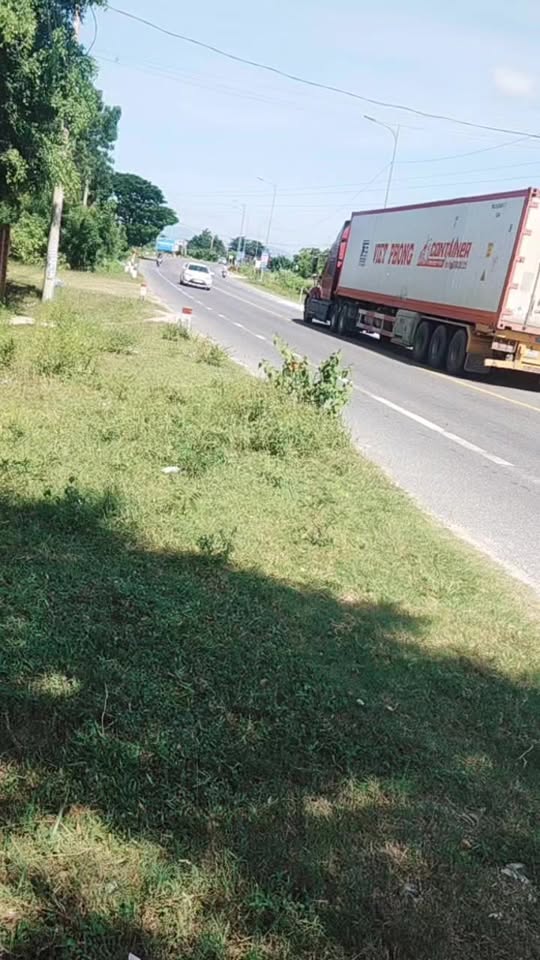 Đất thổ cư mặt tiền Quốc lộ 27A, Ninh Sơn, 600m² - Giá chỉ 1.75 tỷ VND!