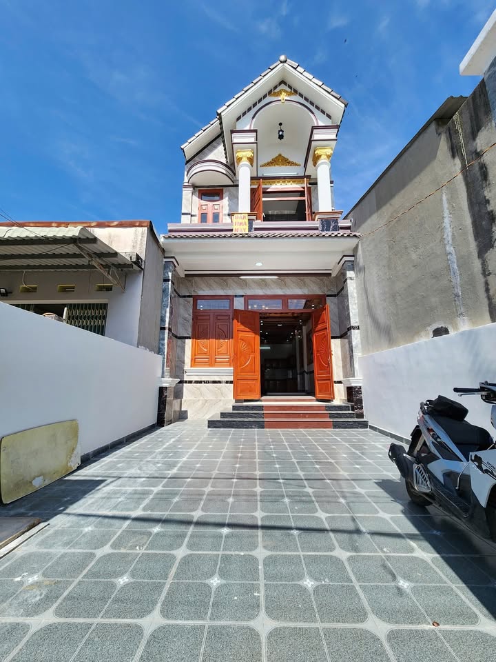 Nhà 1 Trệt 1 Lầu Tại Thái Hòa, Bình Dương 93.5m² Giá 2.95 Tỷ - Chính Chủ Bán Gấp!