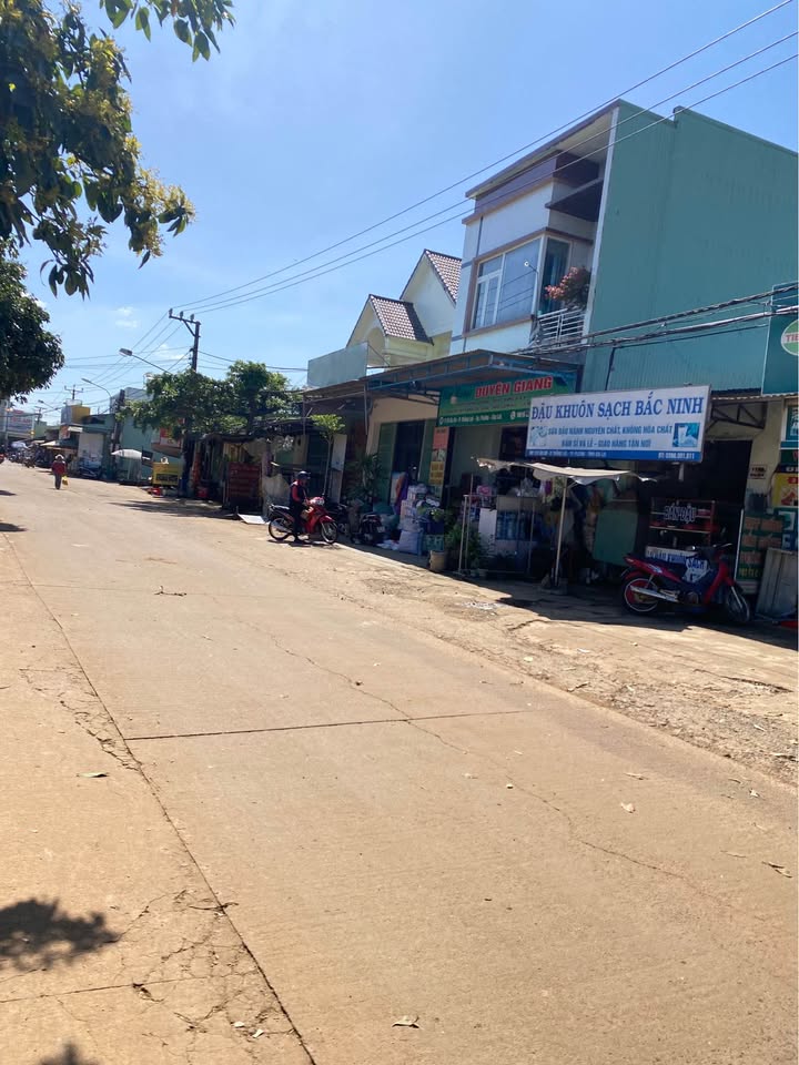 Đất nền kinh doanh đường Âu Cơ, Pleiku 910m² - Gần chợ, vị trí đẹp!