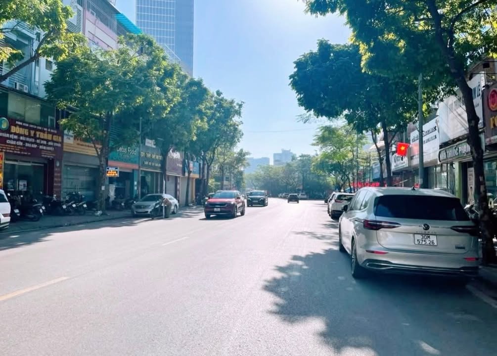 FrontHouse Trần Kim Xuyến, Cầu Giấy 90m² giá 60 tỷ - Kinh doanh đỉnh cao!