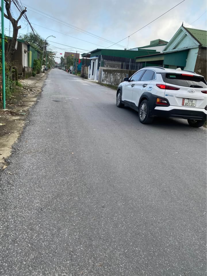 Đất nền Nghi Hòa Cửa Lò 183m² giá 2.3 tỷ - Mặt tiền rộng 9m, bám đường lớn!