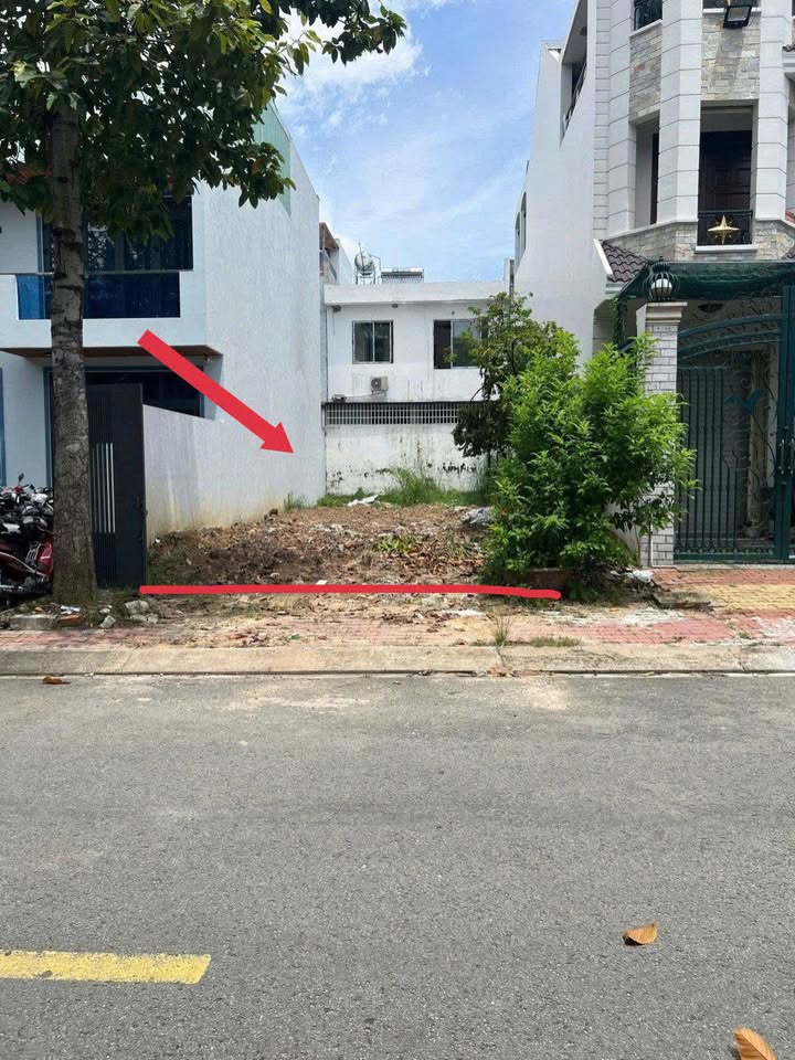 Đất thổ cư 64m² đường Lê Văn Hiến, giá 2.45 tỷ - Chính chủ bán gấp!