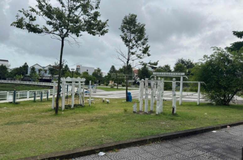 Đất nền bờ Hồ 1, Hội An 200m² giá 11.8 tỷ - Cơ hội đầu tư tuyệt vời!