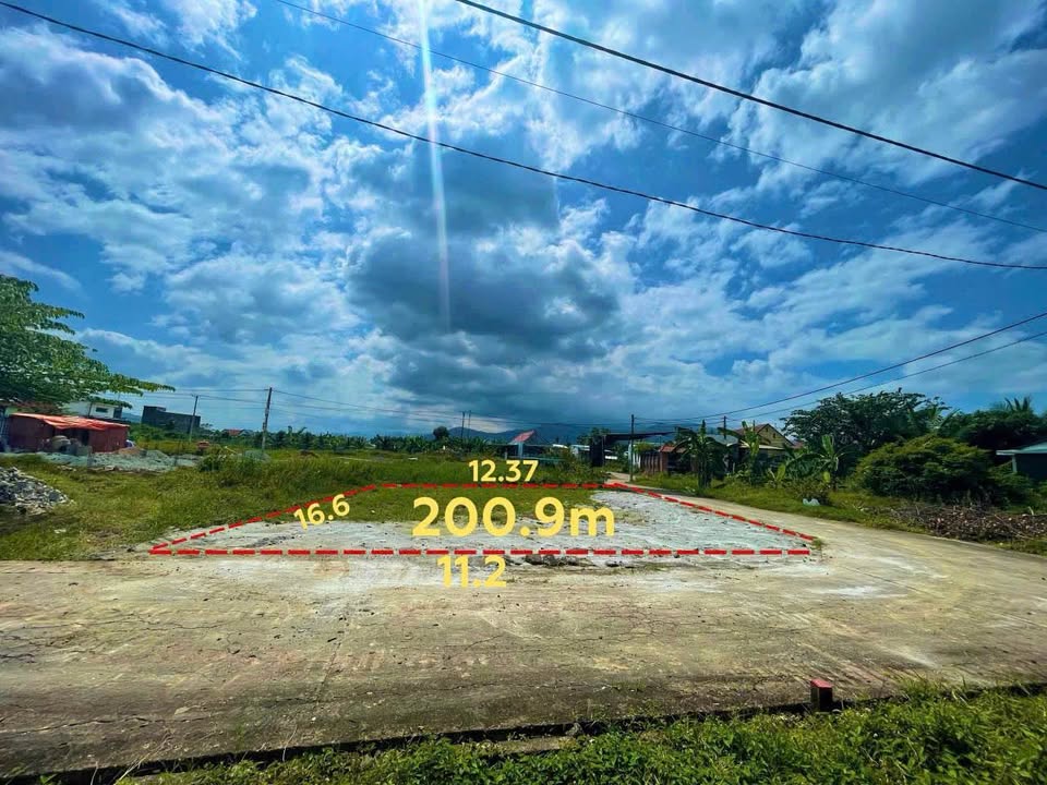 Đất nền Diên Lạc 200m² giá 1.85 tỷ - Địa điểm đắc địa, sẵn sàng xây dựng!