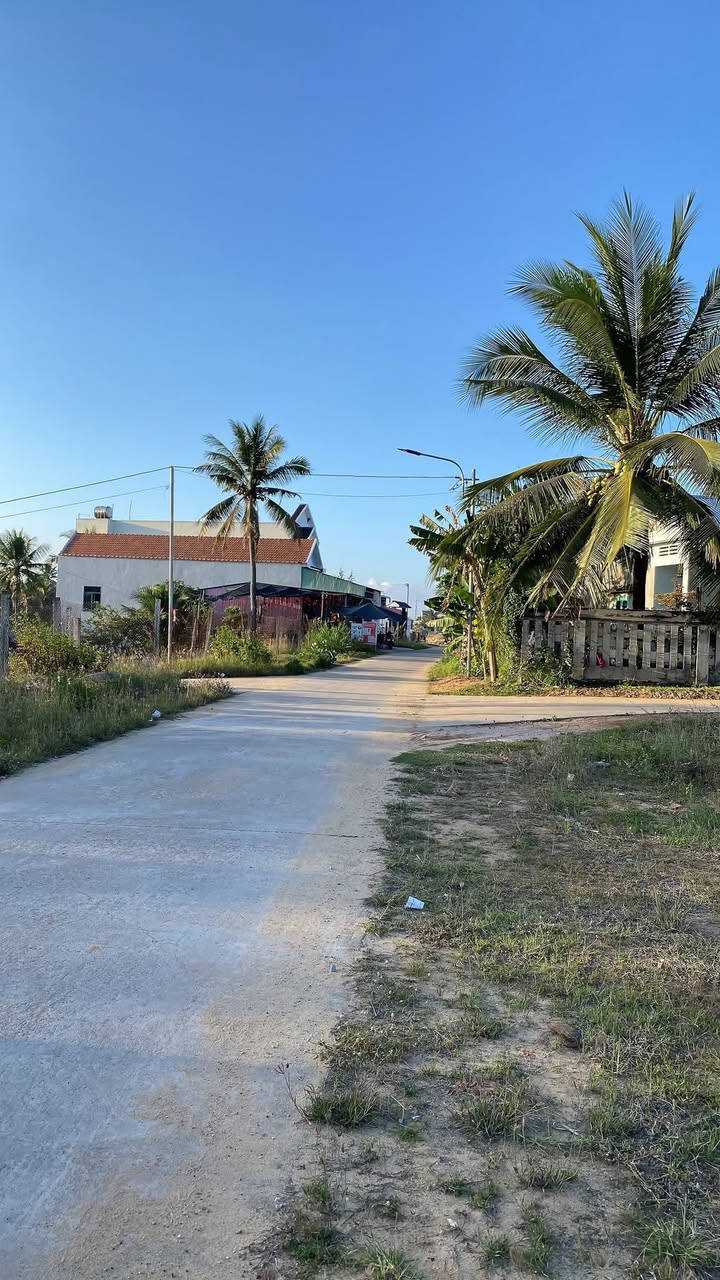 Đất nền Hoài Nhơn 192m² giá 800 triệu - Đầu tư sinh lời ngay gần biển!