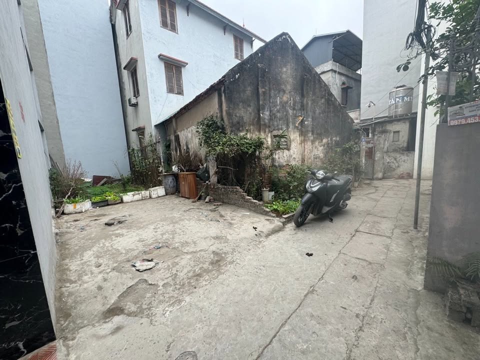 Đất Phú Diễn 72m² giá 10 tỷ - Sổ đỏ chính chủ, mặt tiền rộng!