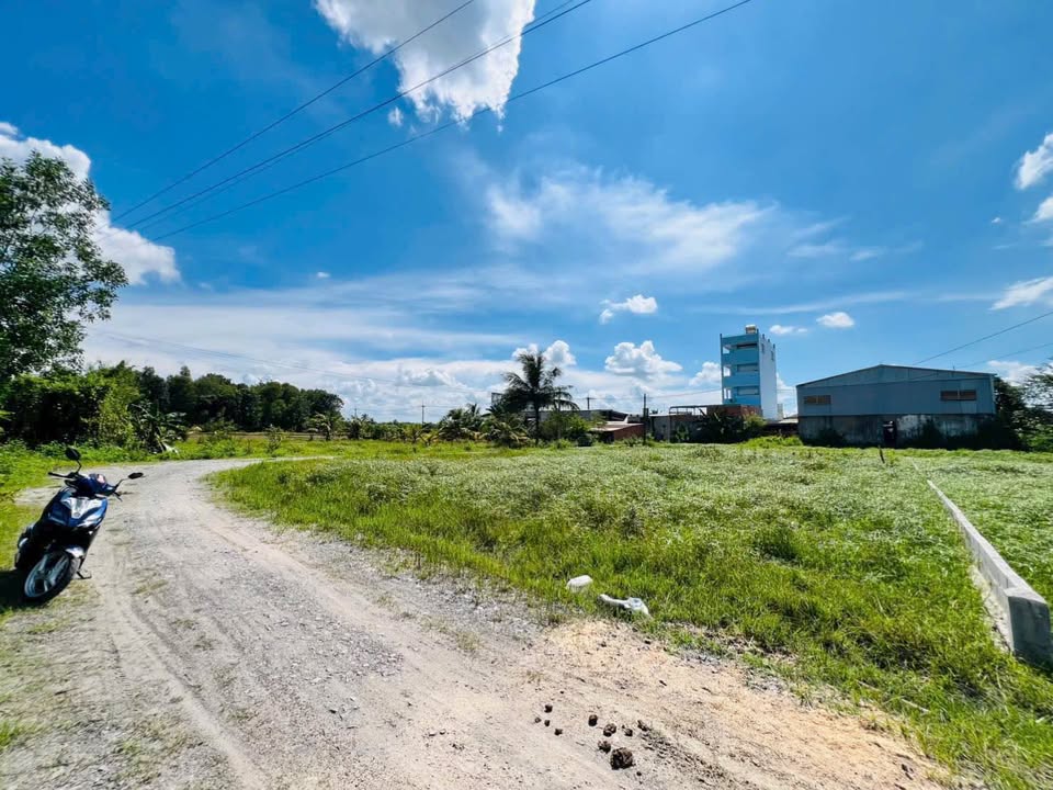 Đất ở Nhuận Đức, Củ Chi 672m² giá 2.75 tỷ - Cơ hội đầu tư tuyệt vời!