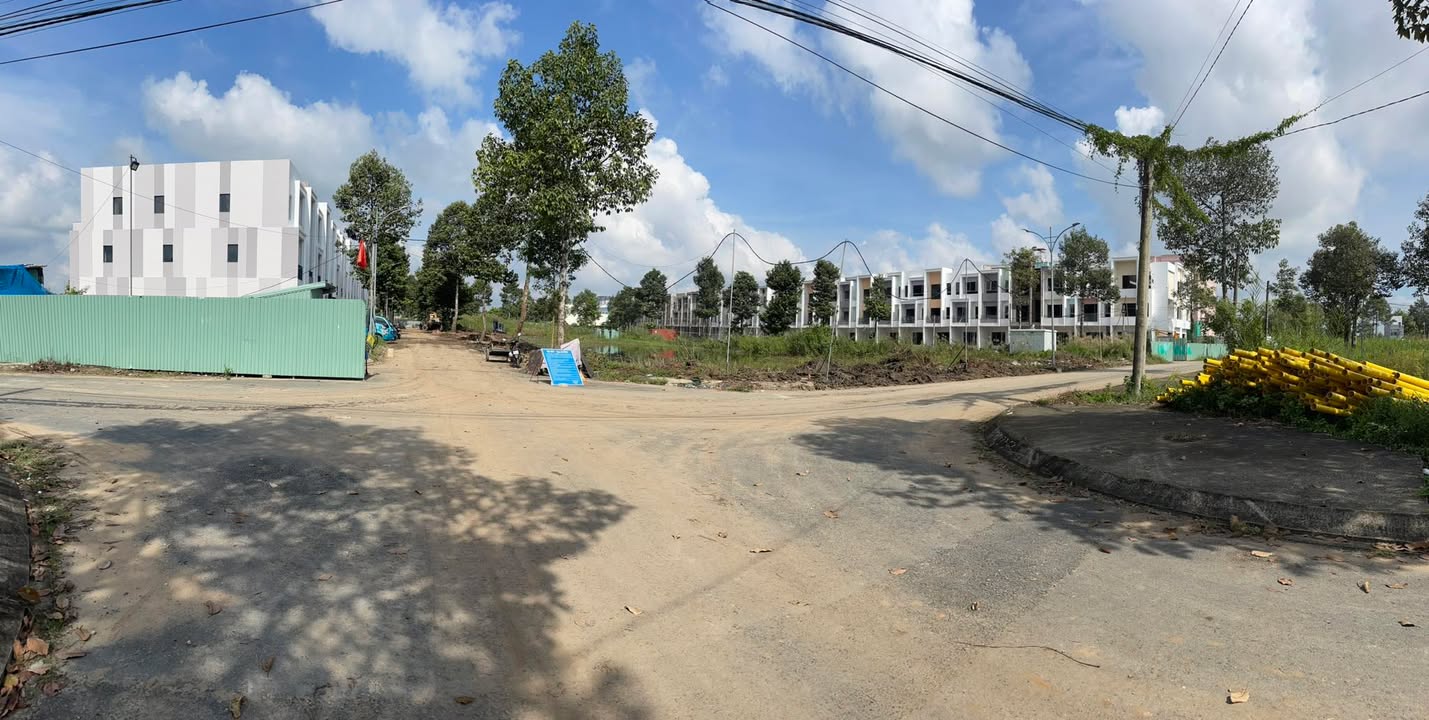 Đất nền KDC Ngân Thuận, Bình Thủy, Cần Thơ 110m² giá chỉ 2.25 tỷ - Sổ hồng chính chủ!