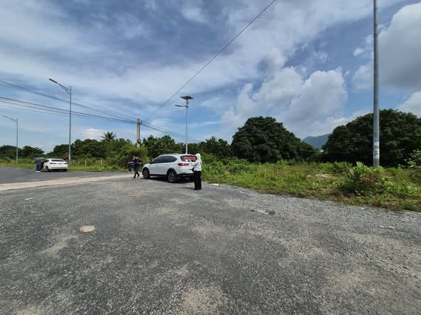 Đất nền Suối Tân - Cam Lâm 337.5m² giá 5.06 tỷ - Sổ đỏ chính chủ!