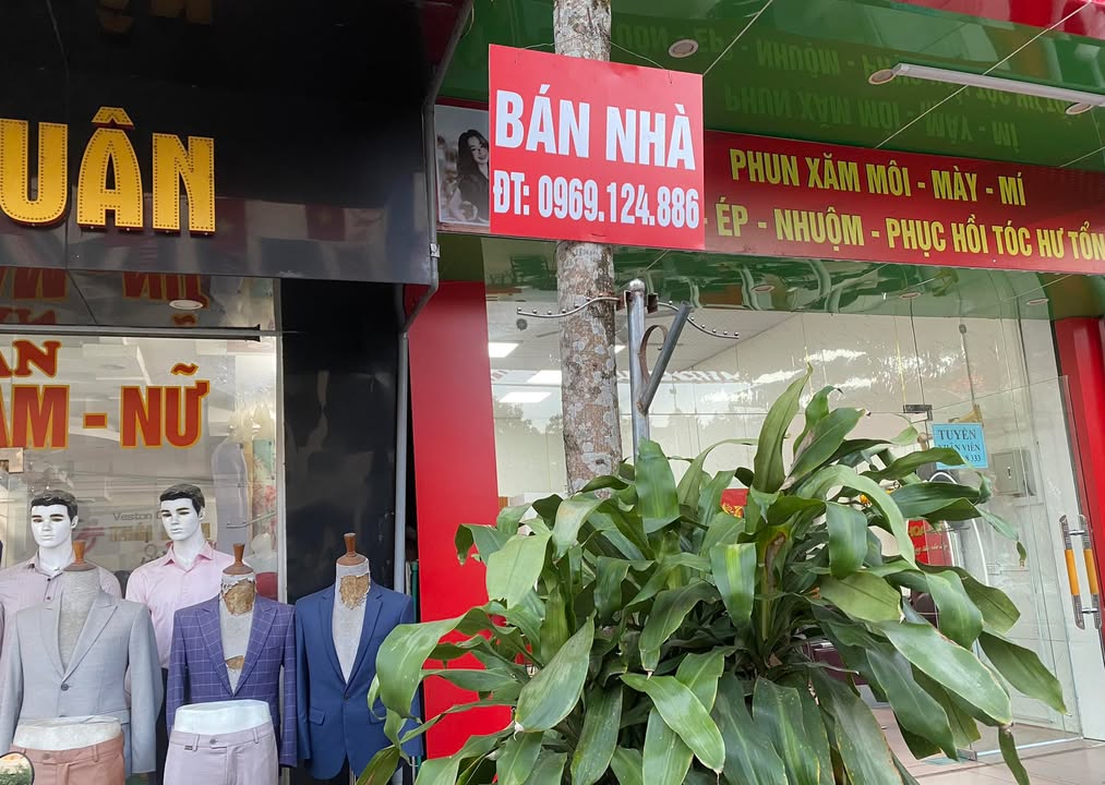 Nhà đẹp 121m² đối diện trường chính trị tỉnh Lai Châu - Giá cực tốt!