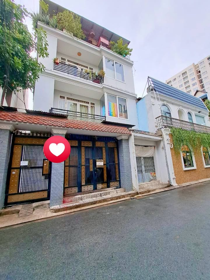 Mặt tiền khu sân bay Tân Bình 183m² giá chỉ 32.8 tỷ - Cơ hội đầu tư sinh lời!