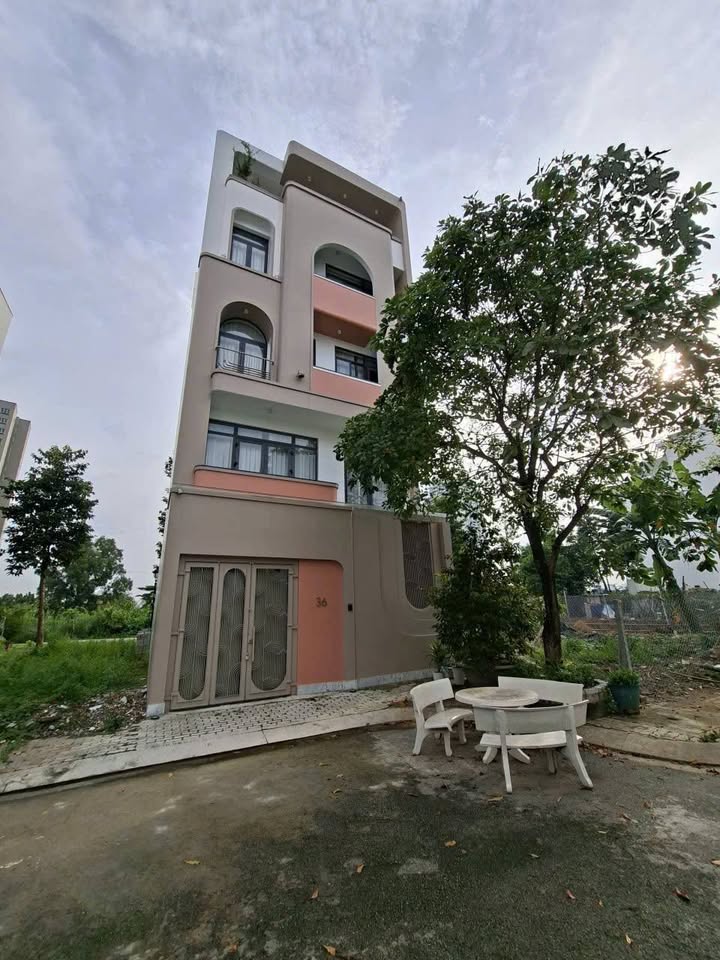 Bán nhà mặt tiền Giồng Ông Tố, An Phú, Quận 2, 84m² giá 24 tỷ - Thiết kế hiện đại, nội thất cao cấp!