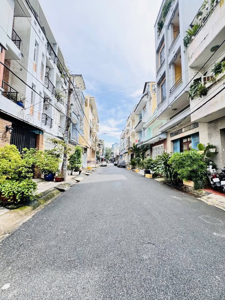 Nhà mặt tiền Bà Hom, Quận 6, 58m² giá 11.5 tỷ - Đầu tư sinh lời ngay!