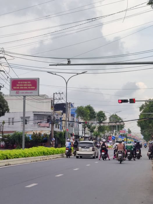 Đất nền hai mặt tiền Trần Hưng Đạo, 95m² giá 4 tỷ - Sổ đỏ chính chủ, thương lượng nhanh!