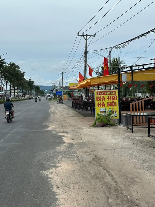 Đất thổ cư Cửa Dương Phú Quốc 175m² giá 1.8 tỷ - Pháp lý chuẩn chỉnh, vị trí đẹp!