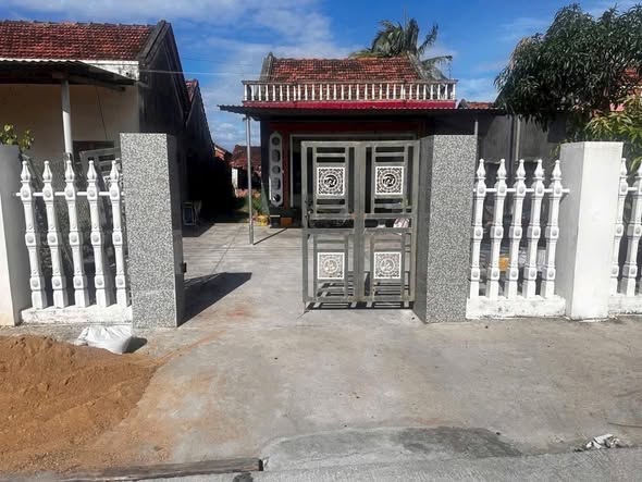 Nhà phố Hòa Hiệp Đắk Lắk 240m² giá 1 tỷ - Sổ hồng chính chủ