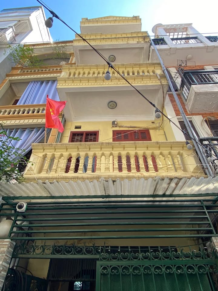 Nhà phố Tân Mai, Hoàng Mai 51m² - Giá thỏa thuận, sổ đỏ chính chủ!