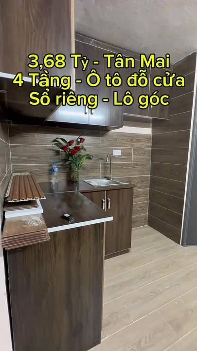Nhà góc Tân Mai 14m² giá 3.69 tỷ - Kinh doanh đa dạng, ô tô đỗ cửa!