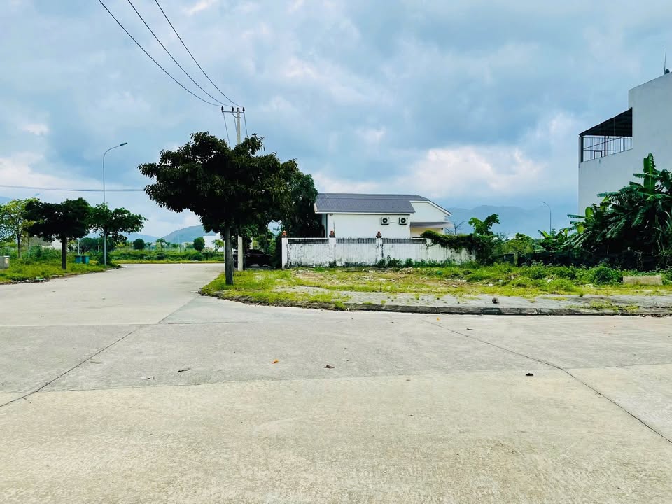 Đất nền mặt tiền Nguyễn Tất Thành, Liên Chiểu 147m² giá 6 tỷ - Cơ hội vàng đầu tư!