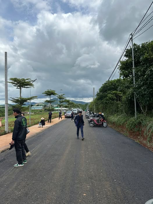 Đất nền mặt tiền đường DH1, Lâm Hà, 246m² chỉ 850 triệu - Cơ hội đầu tư hấp dẫn!