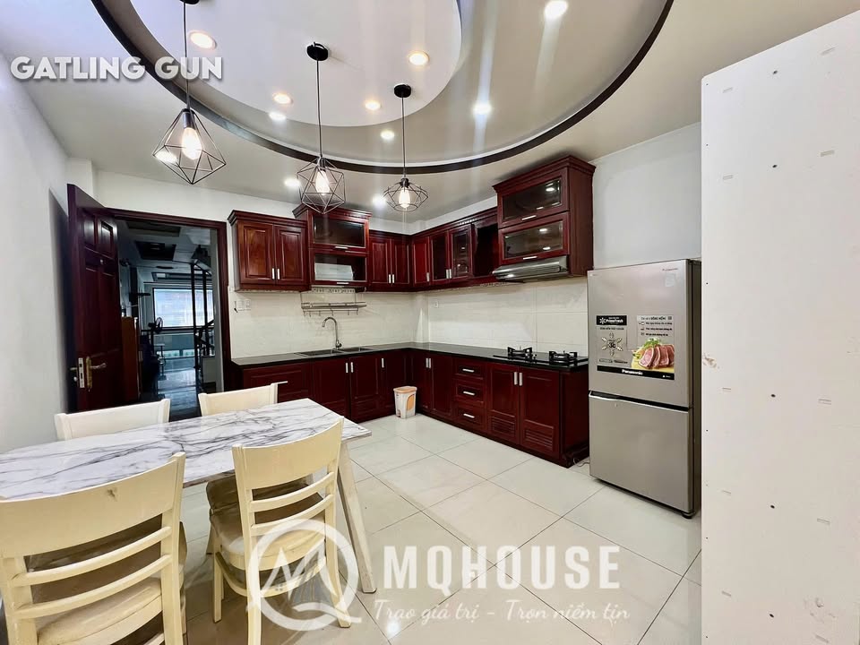 Cho thuê phòng trọ Nguyễn Trãi, Quận 1 - Nội thất đầy đủ, giá tốt