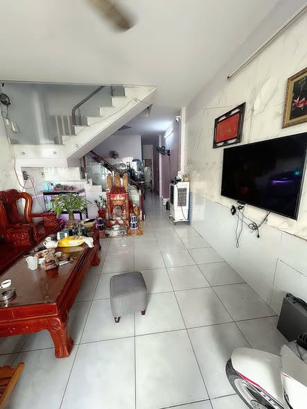 Nhà nguyên căn 3PN tại Bình Tân 60m² giá 8,5 triệu - Ô tô đỗ cửa thoải mái!