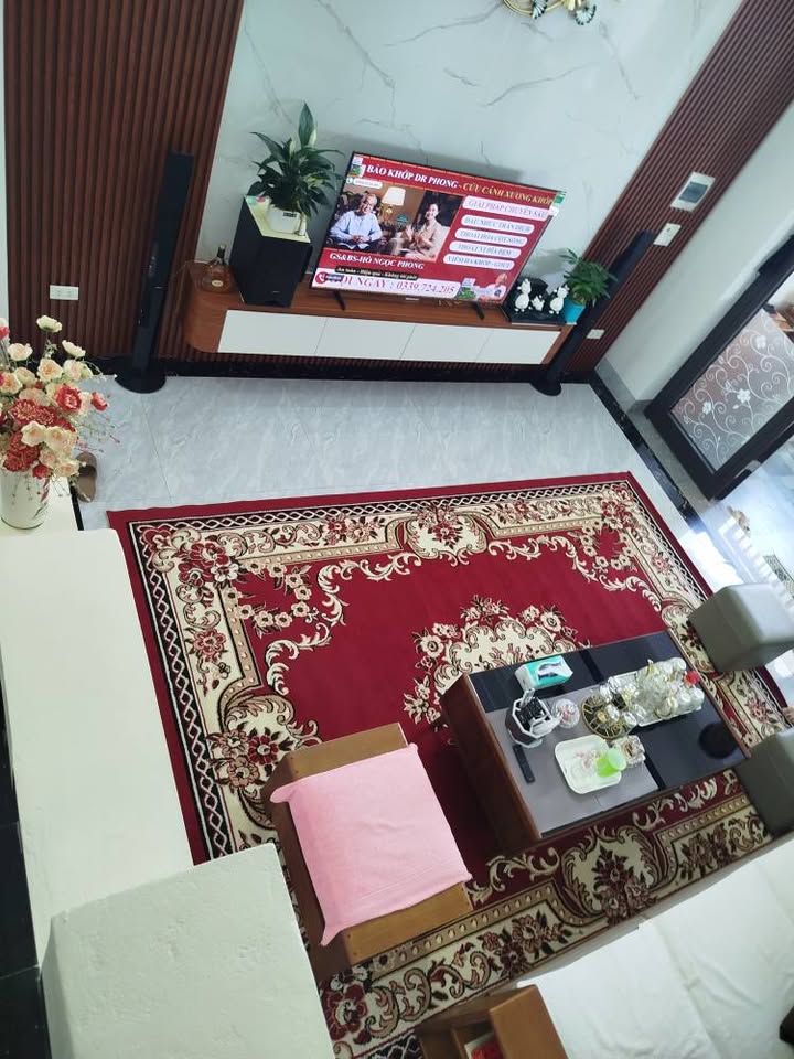 Nhà 2,5 tầng Yết Kiêu, Hồng Gai 80m² giá 2 tỷ - Nhà mới đẹp, vào ở ngay!