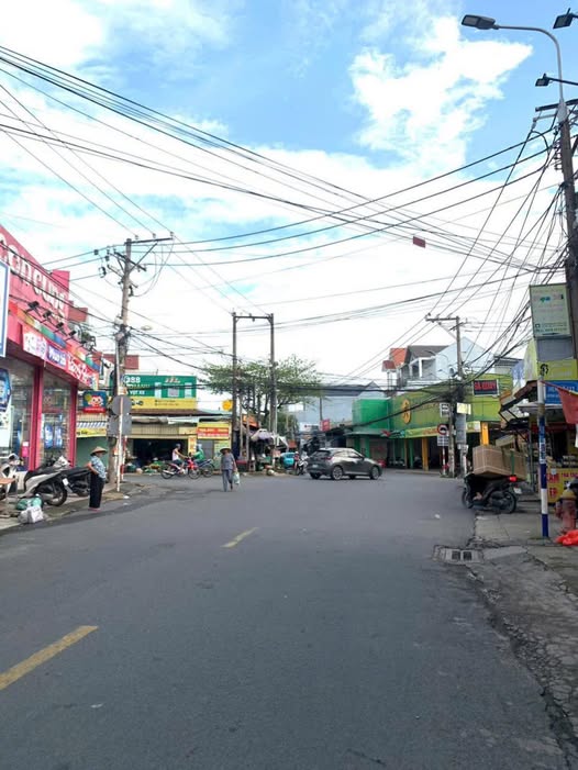 Nhà mặt tiền Trại Bò, Biên Hoà, 178m² chỉ 9 tỷ - Cơ hội đầu tư hiếm có!