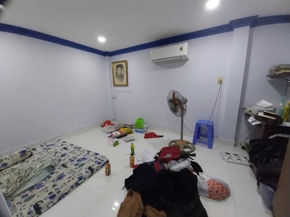 Nhà bán Tân Thới Nhất, Quận 12, 80m² giá 4 tỷ - Lô góc không lộ giới!