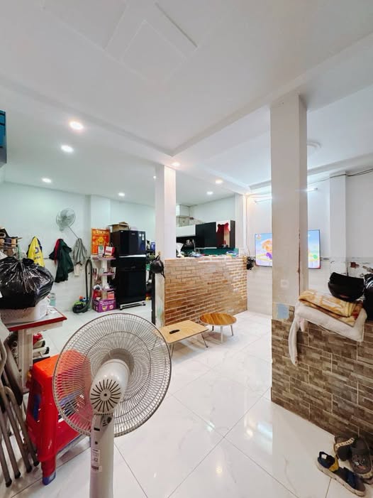 Nhà phố quận 4 đường Nguyễn Khoái 30m² giá 4.75 tỷ - Sổ hồng chính chủ!