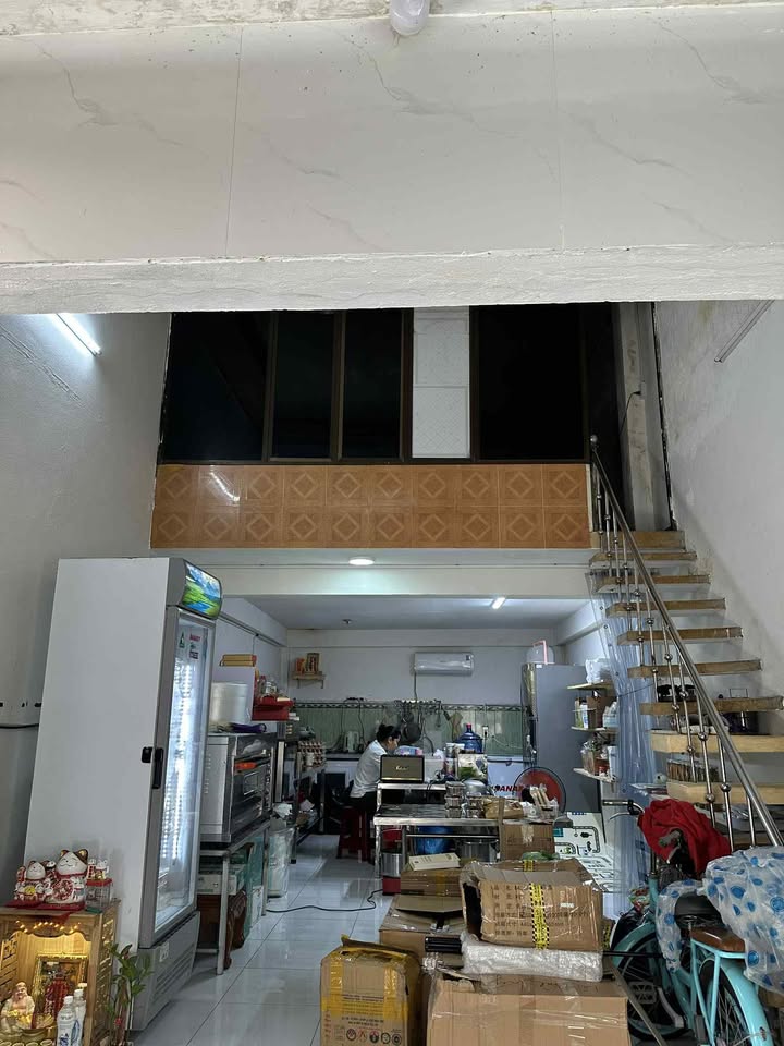 Nhà nguyên căn cho thuê Đà Nẵng 32m² giá 4.7 triệu - Gác lửng tiện nghi!