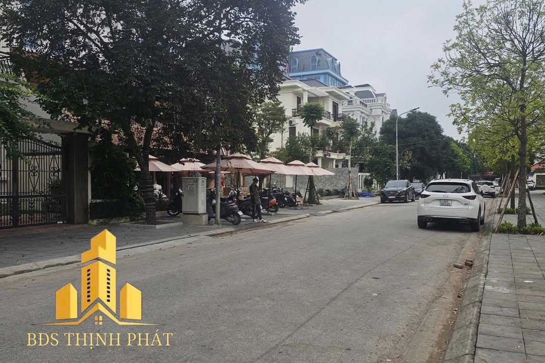 Nhà phố KDCS2 Bắc Giang 284m² giá 30 tỷ - View hồ Diamond tuyệt đẹp!