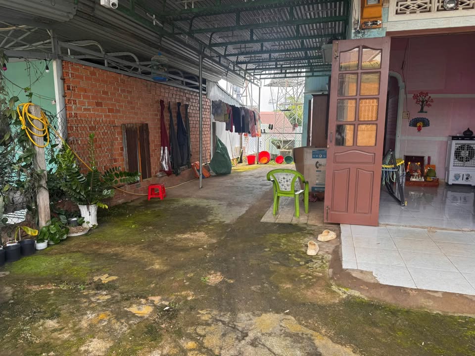 Nhà cấp 4 hẻm 268 Bùi Thị Xuân, Bảo Lộc 149.6m² giá 3.1 tỷ - Đầy đủ tiện ích xung quanh!