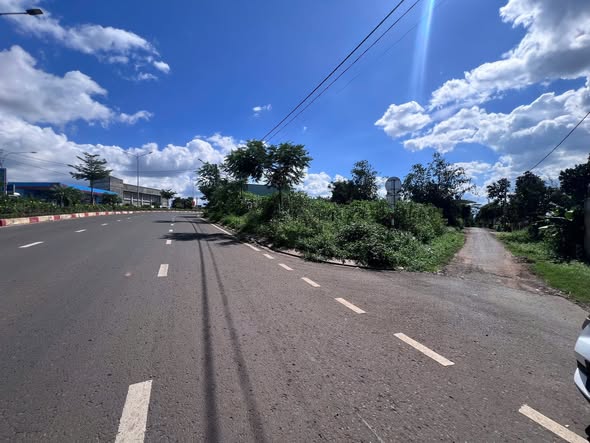 Đất nền hẻm Nguyễn Chí Thanh, Pleiku 200m² giá 950 triệu - Vị trí đẹp, pháp lý rõ ràng!