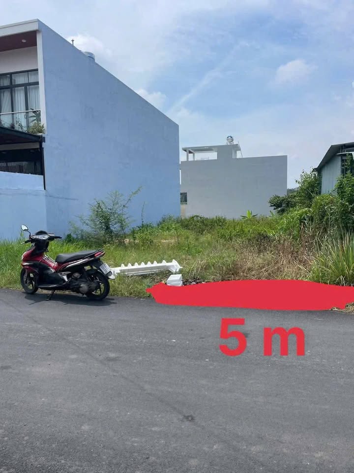 Đất mặt tiền DX102, P. Hiệp An, Bình Dương 122m² giá 2.5 tỷ - Đường rộng ô tô thông thoáng!