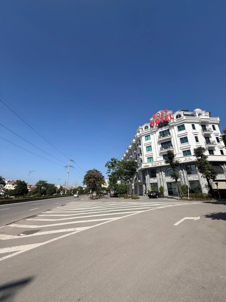 Nhà liền kề Kiến Hưng Luxury 75m² giá 18 tỷ - Kinh doanh đỉnh cao!