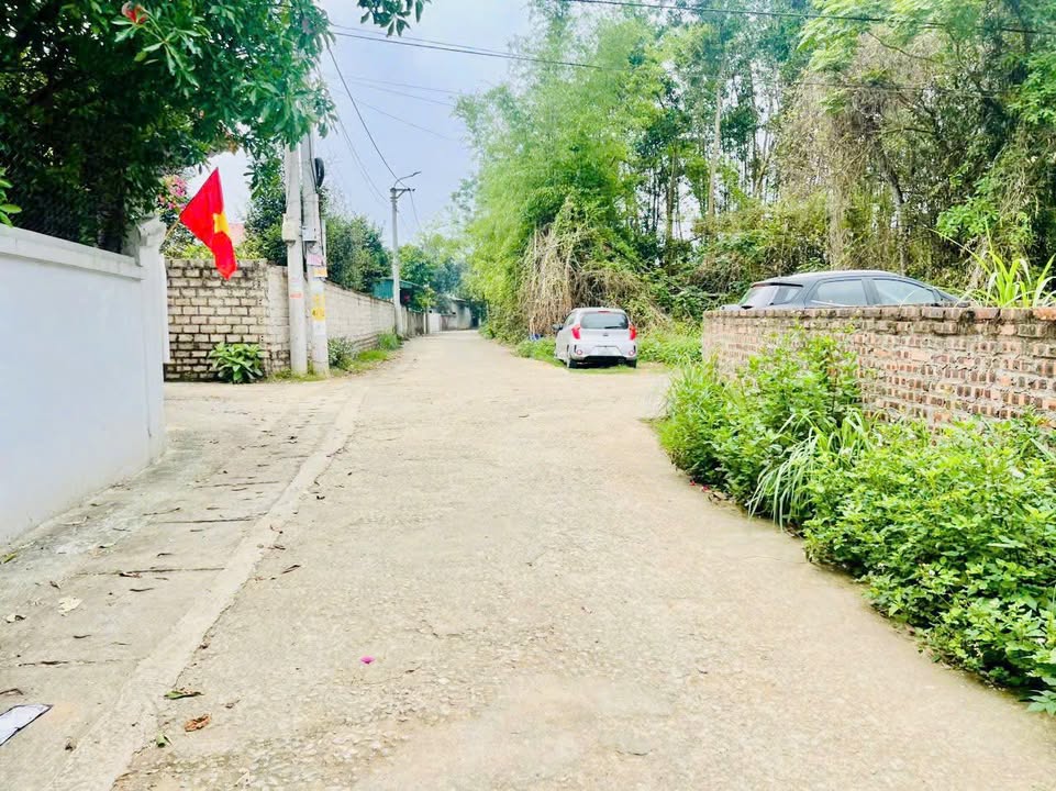 Đất lô góc 2 mặt tiền Tùng Thiện, Sơn Tây, 280m² chỉ 3 tỷ - Cơ hội đầu tư tuyệt vời!