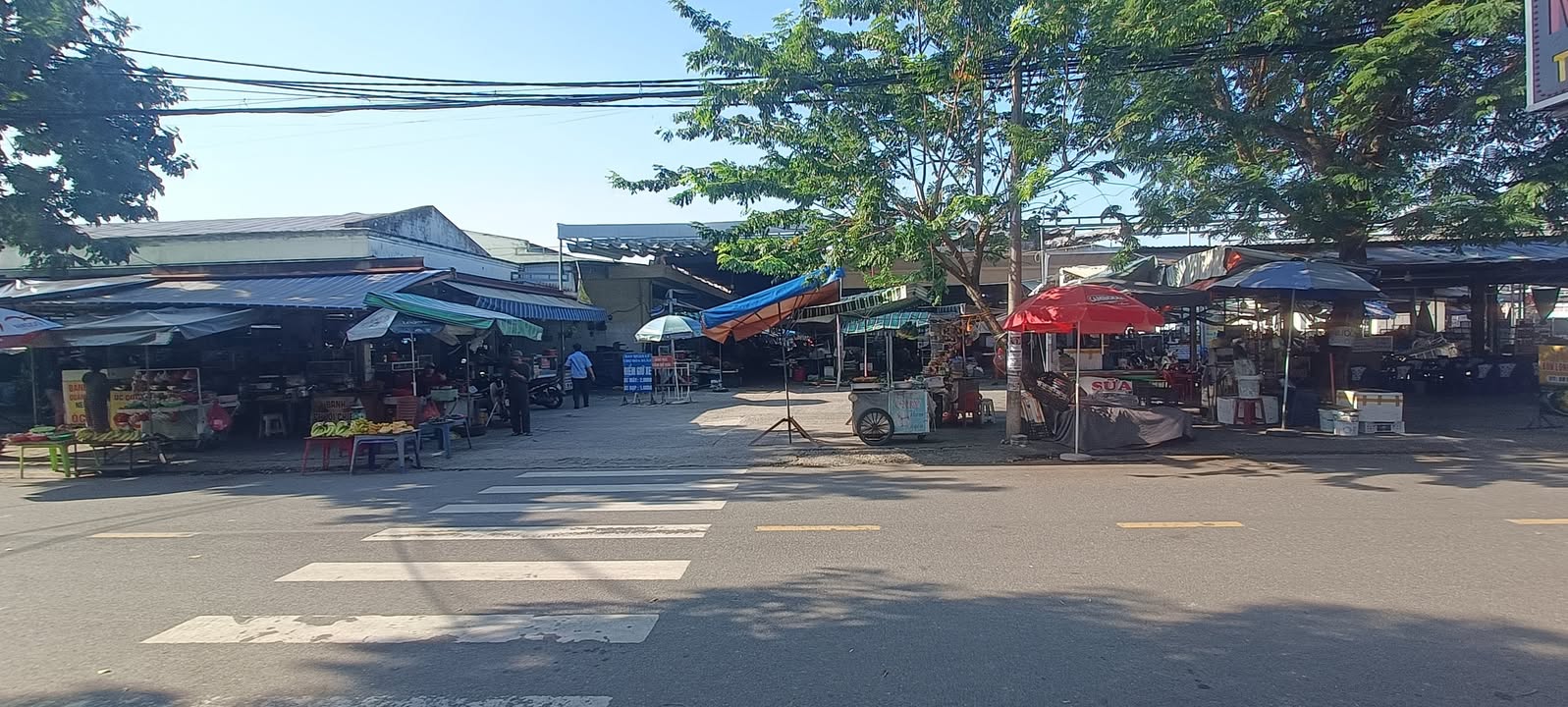 Nhà mặt tiền đường Trần Lê, quận Cẩm Lệ - Cho thuê thuận lợi kinh doanh!