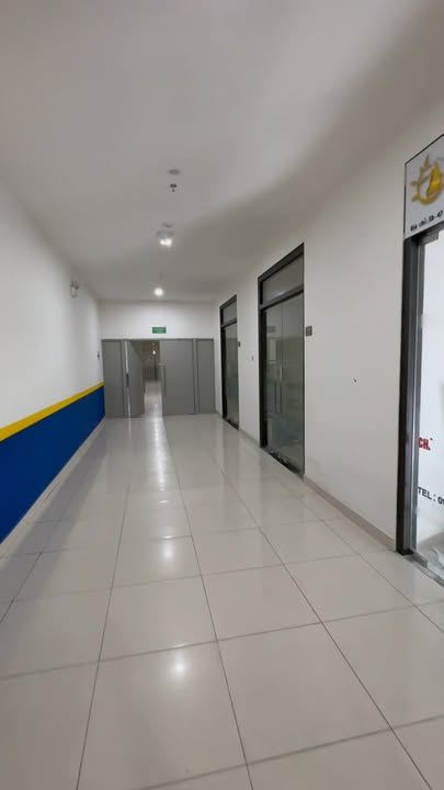 Shophouse cho thuê tại Chung cư La Casta Văn Phú 37m² - Kinh doanh thuận lợi ngay mặt tiền!