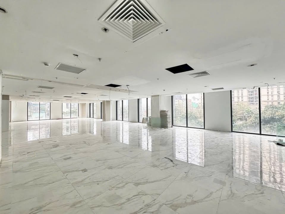 Cho thuê văn phòng đường Nguyễn Tuân 1000m² giá 36.5 triệu - Không gian làm việc lý tưởng!