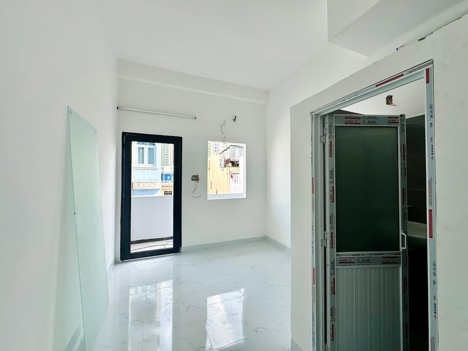 Studio cho thuê tại Trần Tấn, Tân Sơn Nhì, 40m² - Không gian rộng rãi, thoáng mát!