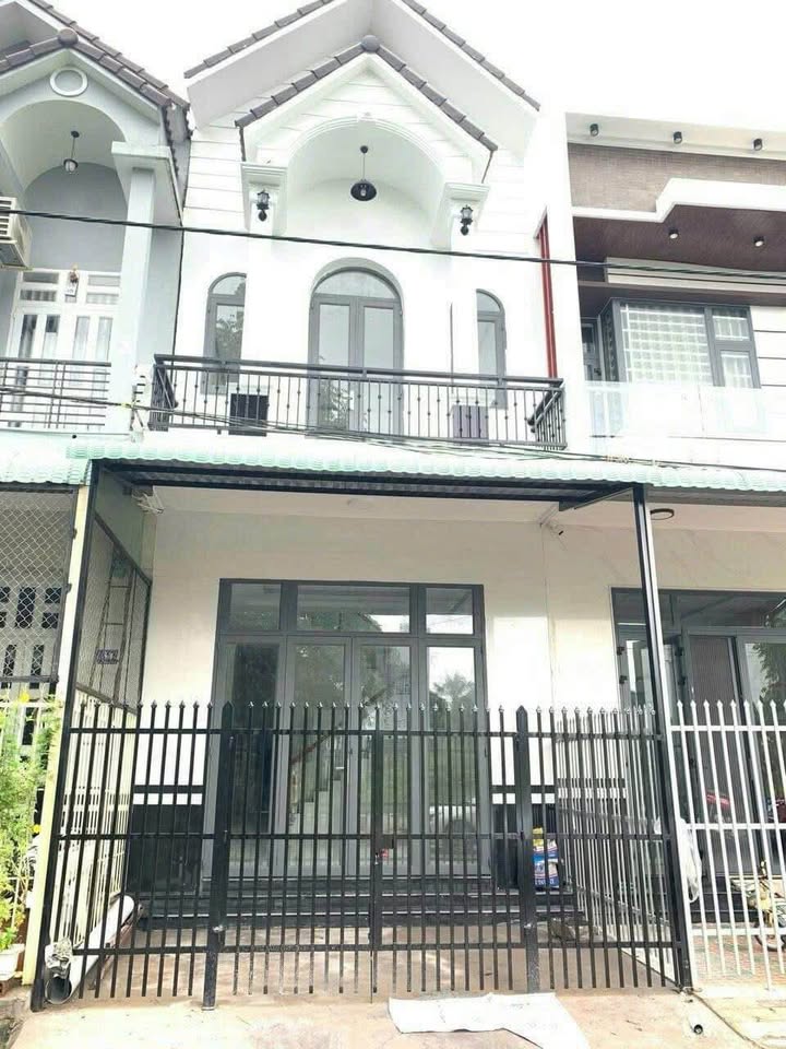 Nhà cho thuê KDC Diệu Hiền, Cần Thơ 81m² giá 7.5 triệu - Không thể bỏ qua!