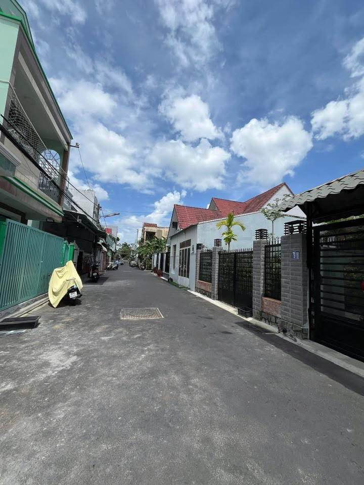 Nhà cho thuê hẻm ô tô đường Nguyễn Đệ, Ninh Kiều, Cần Thơ - Diện tích 100m², giá 6 triệu/tháng