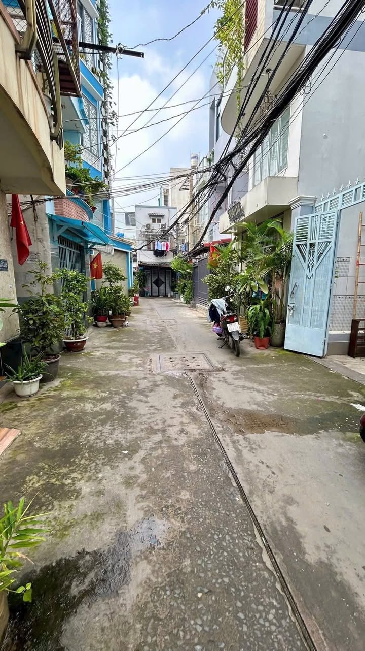 Nhà hẻm 5,5m Âu Dương Lân P3, Q8 72m² giá 6,97 tỷ - An ninh, gần trung tâm!