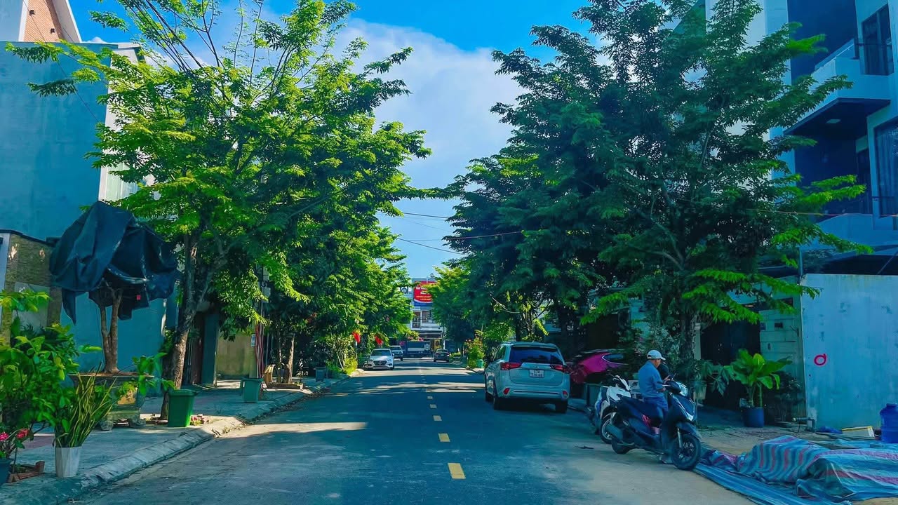 Đất nền Hòa Xuân 100m² giá 6.8 tỷ - Sổ đỏ chính chủ, vị trí đẹp!