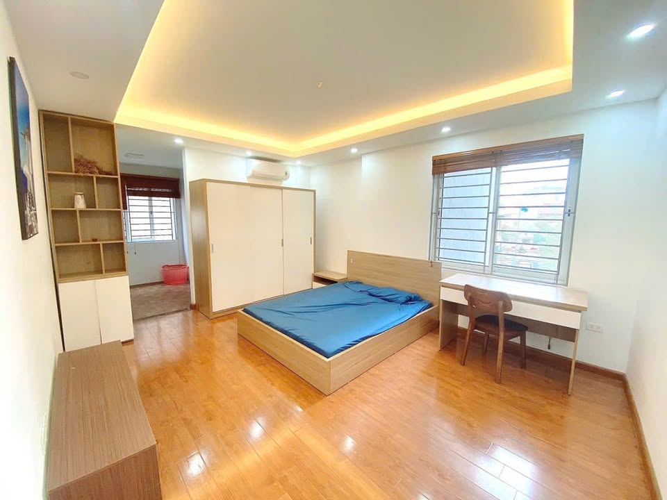 Căn hộ CCMN 1 ngủ 1 bếp đường Bưởi, Ba Đình - Full nội thất, ô tô đậu tận cửa!