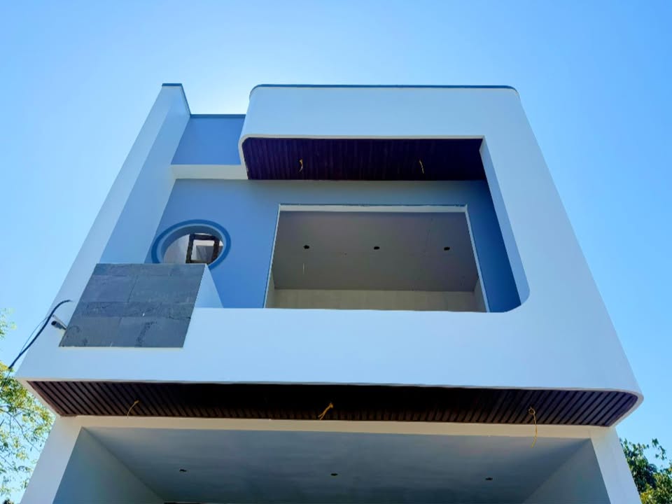 Nhà mặt tiền Dương Tự Minh, Quan Triều 118m² giá 2 tỷ - Sẵn sàng vào ở!